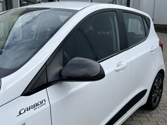 Hyundai i10 1.0i i-Motion Comfort 2015 Benzine 30