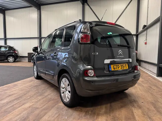 Citroën C3 Picasso 1.2 PureTech Exclusive 2015 Benzine 24