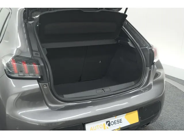 Peugeot 208 PureTech 100 EAT8 Allure 2020 Benzine 63