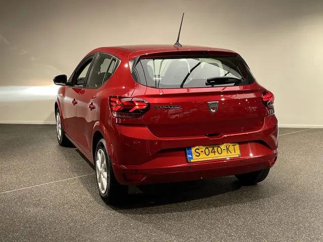 Dacia Sandero 1.0 TCe 90 Comfort 2023 Benzine 6