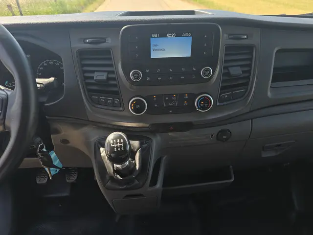 Ford Transit 350 2.0 TDCI L4 H3 Trend RWD 2023 Diesel 14