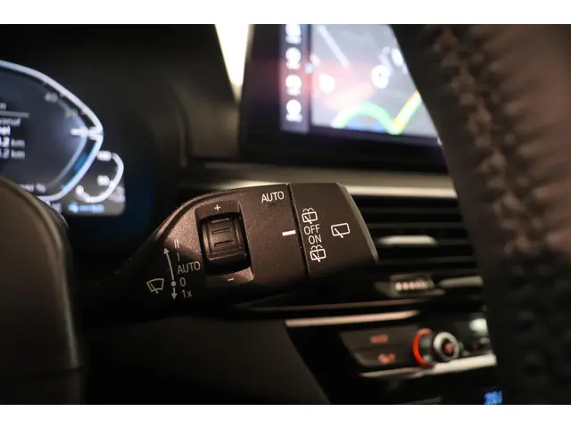 BMW 5 Serie Touring 530e M-Sport 2024 Hybride Benzine 46