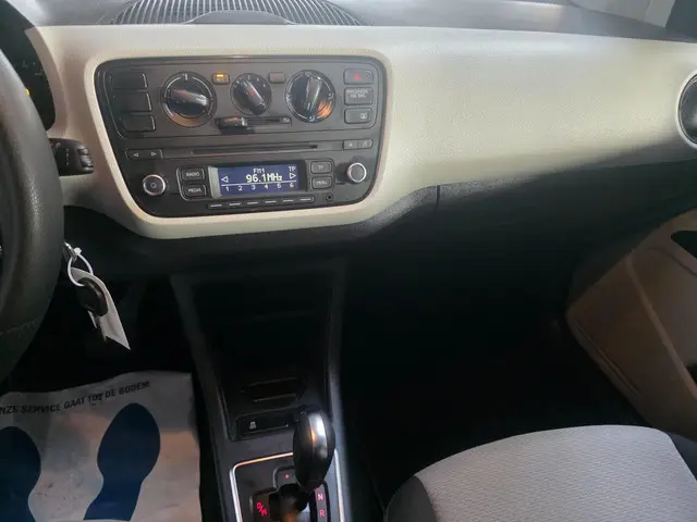 SEAT Mii 1.0 Style 2013 Benzine 11