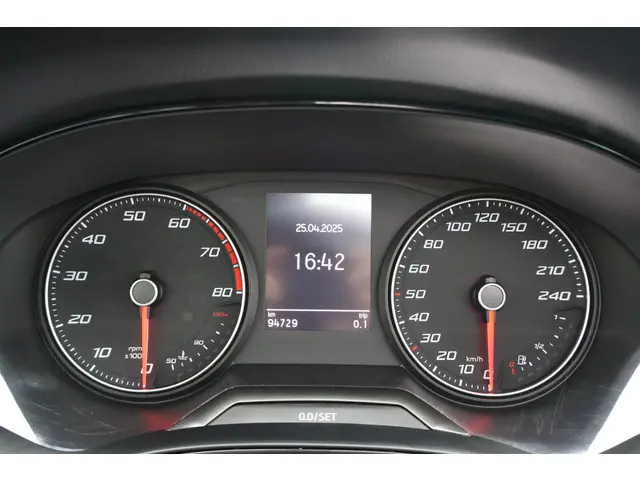SEAT Ibiza 1.0 TSI FR Business Intense 2021 Benzine 17
