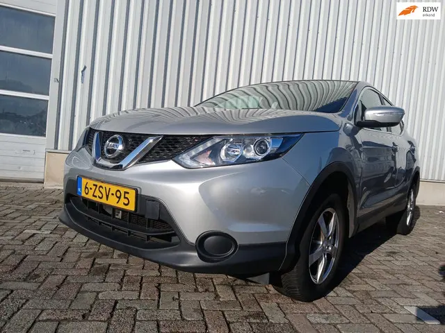 Nissan QASHQAI 1.2 Visia Motor Schade!! 2014 Benzine
