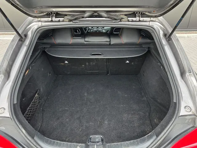 Mercedes-Benz CLA Shooting Brake 200 d 2015 Diesel 9