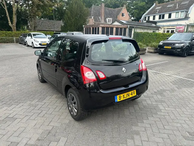 Renault Twingo 1.2 16V Parisienne airco 2014 Benzine 4