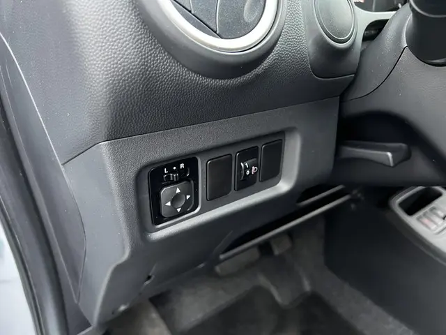 Mitsubishi Space Star 1.2 Dynamic 2024 Benzine 14