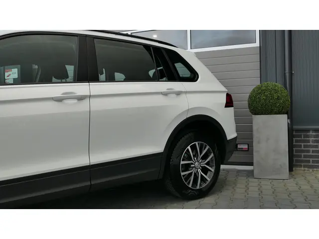 Volkswagen Tiguan 1.4 TSI Trendline 2016 Benzine 24