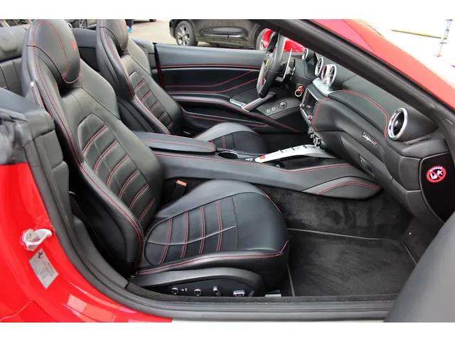 Ferrari California 3.9 T HELE 2016 Benzine 20
