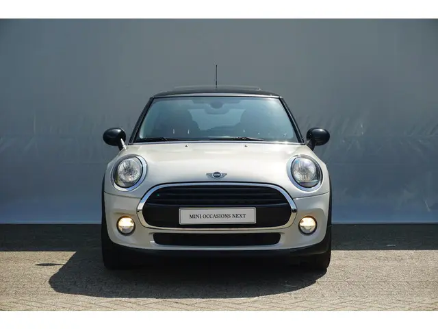 MINI 3-Deurs Cooper 2018 Benzine 5