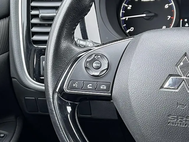 Mitsubishi Outlander 2.0 2017 Benzine 25