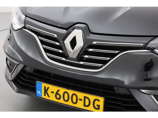 Renault Mégane Estate 1.3 TCe Limited 2020 Benzine 22