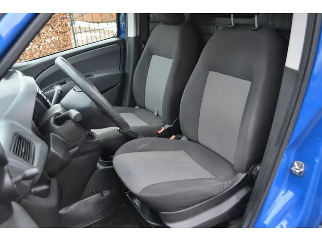 Fiat Doblò Cargo 1.3 MultiJet Actual 2014 Diesel 13