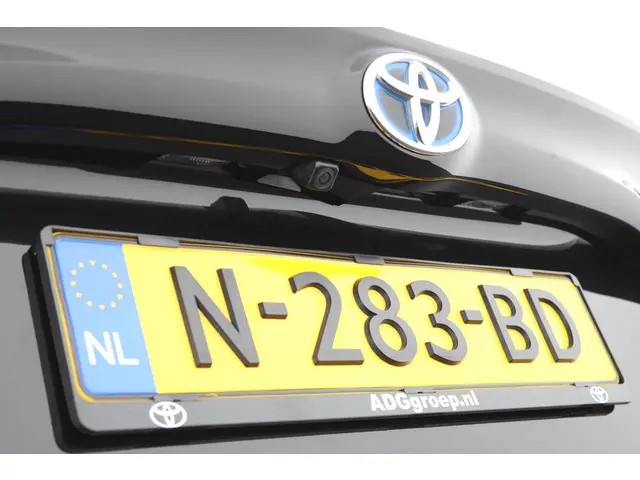 Toyota Yaris 1.5 Hybrid 2021 Hybride Benzine 38
