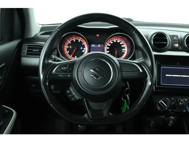 Suzuki Swift 1.2 Select 2018 Benzine 40