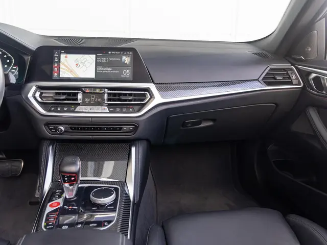 BMW M4 Cabrio Competition xDrive 2022 Benzine 11