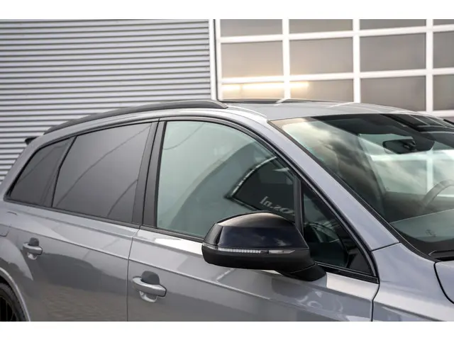 Audi Q7 55 TFSI e quattro S-Line 2022 Hybride Benzine 11