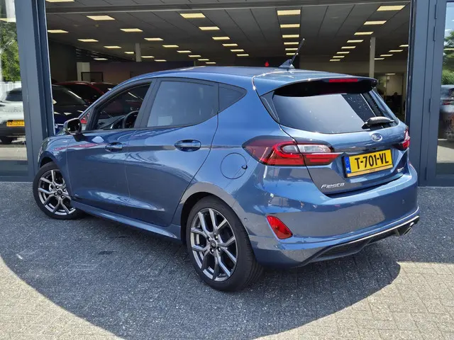 Ford Fiesta 1.0 EcoBoost Hybrid ST-Line X 2023 Benzine 6