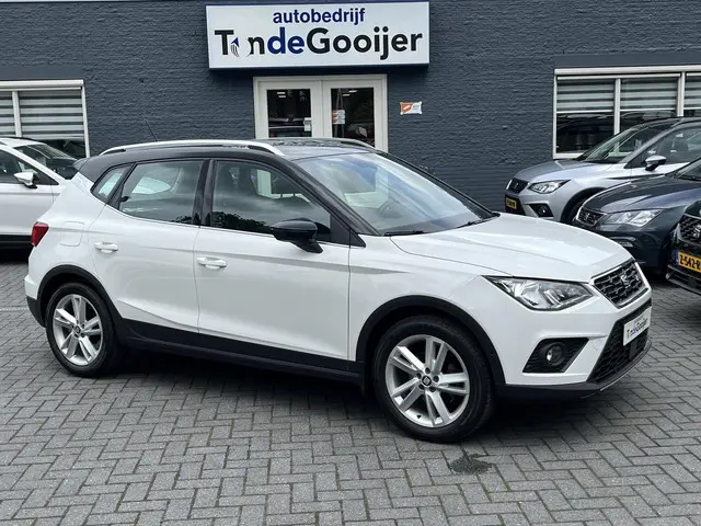 SEAT Arona 1.0 TSi DSG FR Business Intense 2021 Benzine