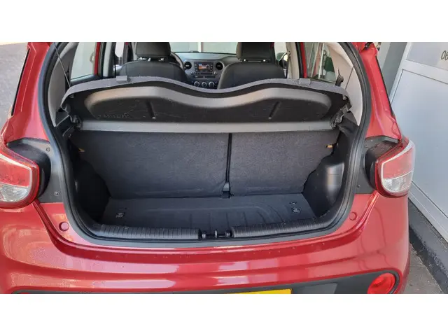 Hyundai i10 1.0i Comfort 2020 Benzine 8
