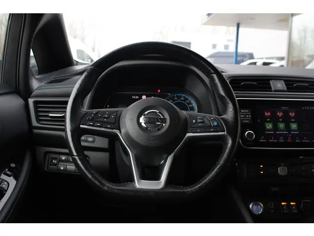 Nissan Leaf e+ Tekna 62 kWh 2020 Elektrisch 42