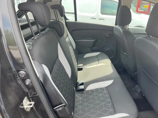 Dacia Sandero Stepway 0.9 TCe Lauréate 2014 Benzine 9