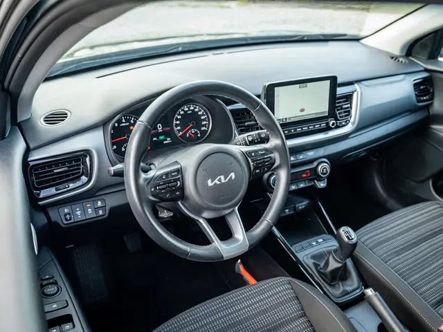 Kia Stonic 1.0 T-GDi MHEV DynamicPlusLine 2022 Benzine 27