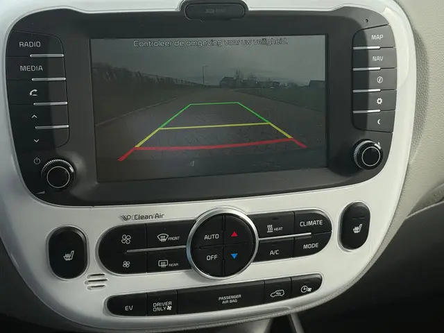 Kia e-Soul EV ExecutiveLine 27 kWh 2015 Elektrisch 14