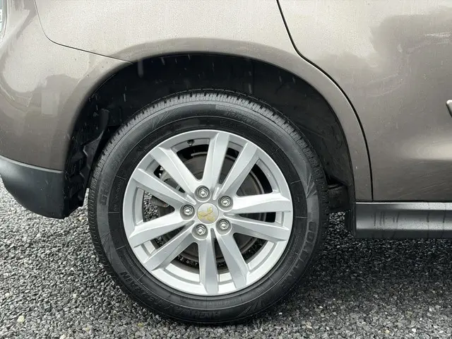 Mitsubishi ASX 1.6 Cleartec Invite+ 2014 Benzine 33