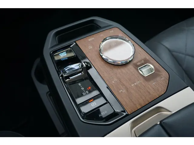 BMW iX xDrive40 2022 Elektrisch 17