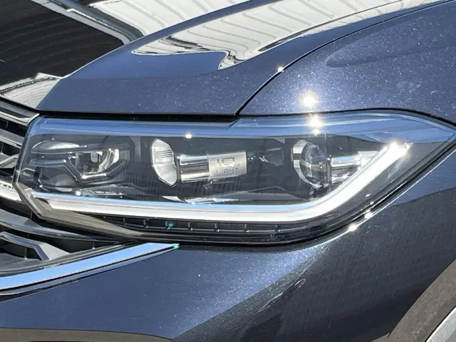 Volkswagen T-Cross 1.0 TSI R-Line Business 2024 Benzine 46