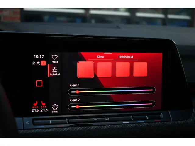 Volkswagen Golf Variant 1.5 eTSI R-Line 2021 Benzine 64