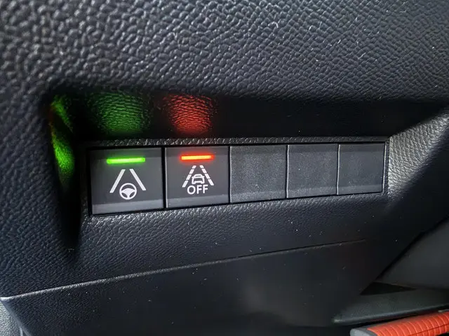 Peugeot e-208 EV GT 350 50 kWh 2020 Elektrisch 13