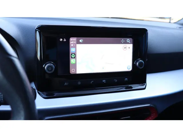 SEAT Arona 1.0 TSI FR Business Connect 2024 Benzine 8