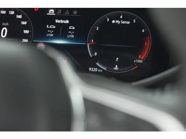 Renault Clio TCe 90 GPF Techno 2024 Benzine 43