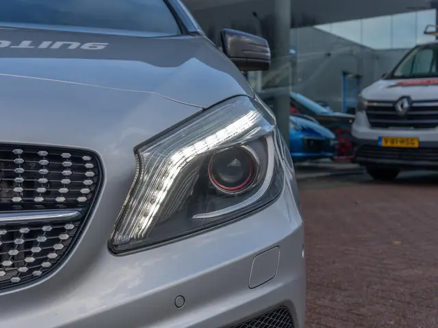 Mercedes-Benz A-Klasse 250 Sport 2014 Benzine 14