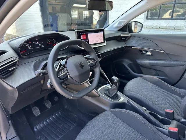 Peugeot 208 1.2 Style 2025 Benzine 8
