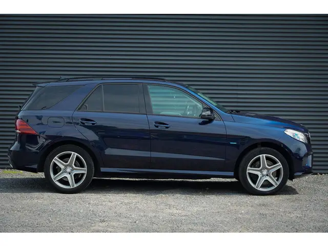Mercedes-Benz GLE 500 e 4MATIC 2016 Hybride Benzine 13