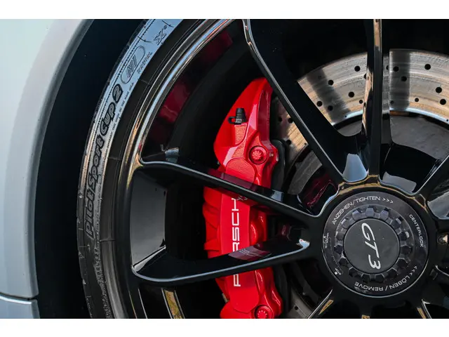 Porsche 911 991 MK1 GT3 2015 Benzine 13