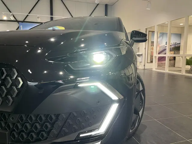 Renault Clio 1.8 Hybrid 160 techno 2026 Hybride Benzine 31