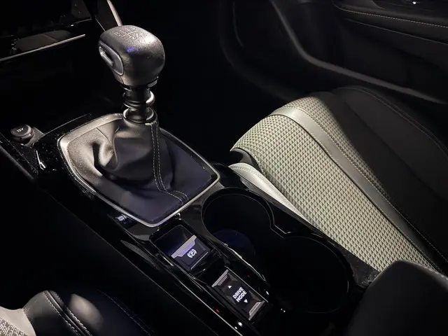 Peugeot 208 1.2 PureTech GT-Line CAM VOL' 2020 Benzine 27