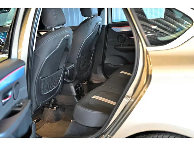 BMW 2 Serie Active Tourer 220i Sport 2016 Benzine 11