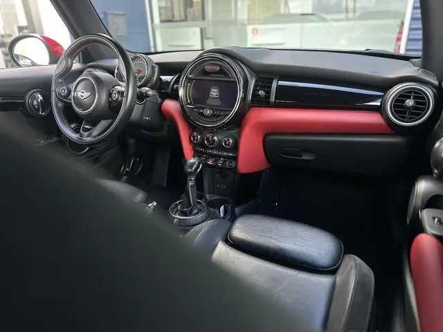 MINI Cooper S Mini 2.0 191pk 2014 Benzine 13