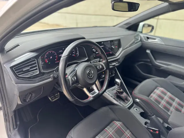 Volkswagen Polo 2.0 TSI GTI 2019 Benzine 19
