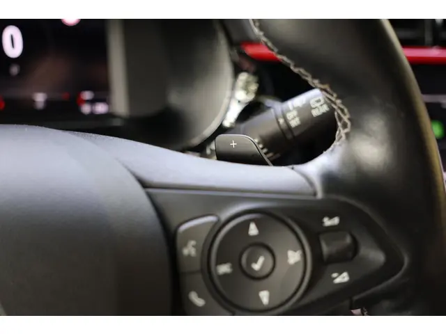 Opel Corsa 1.2 GS Line 2020 Benzine 25