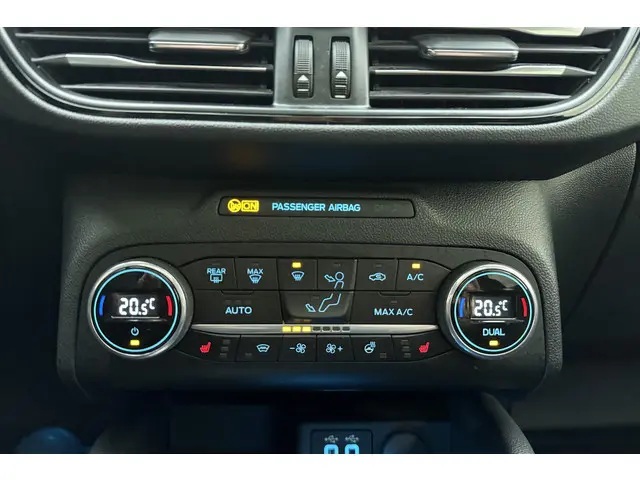 Ford Kuga 2.5 PHEV Vignale 2021 Hybride Benzine 30