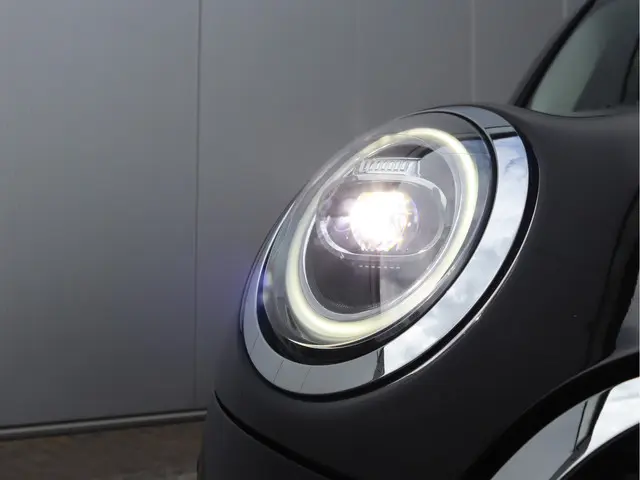 MINI Cooper 1.5 Salt 2021 Benzine 8