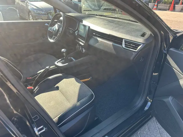 Renault Clio 1.0 TCe Intens navigatie 2019 Benzine 11