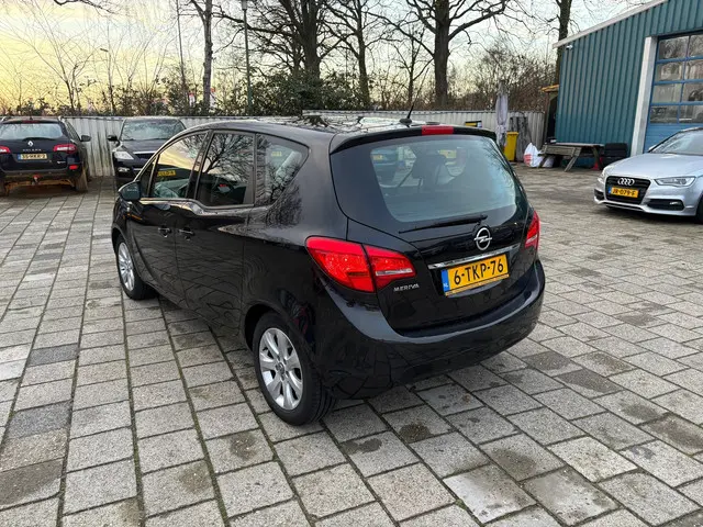 Opel Meriva 2